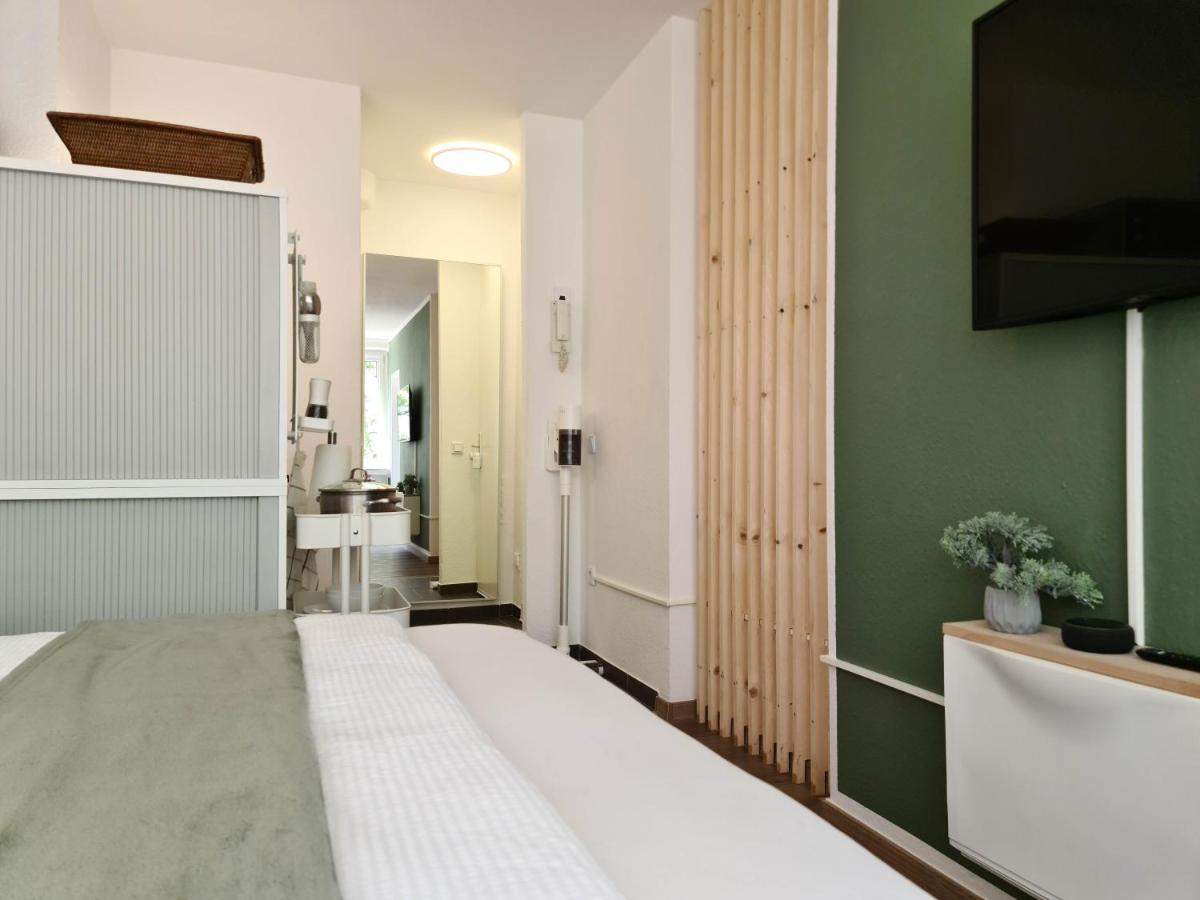 Schoene Ferienwohnung Im Zentrum Mit Self Check-In Und Free Wifi إسن المظهر الخارجي الصورة