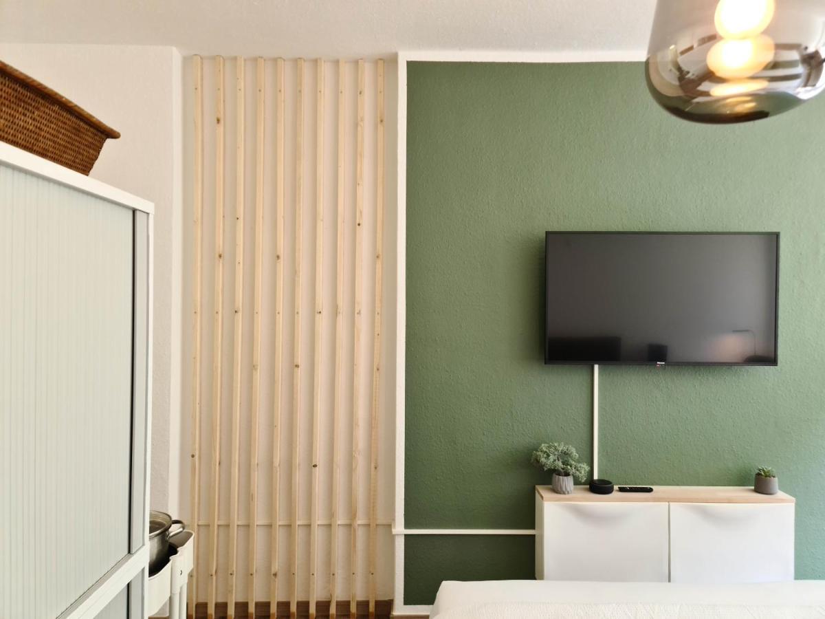 Schoene Ferienwohnung Im Zentrum Mit Self Check-In Und Free Wifi إسن المظهر الخارجي الصورة